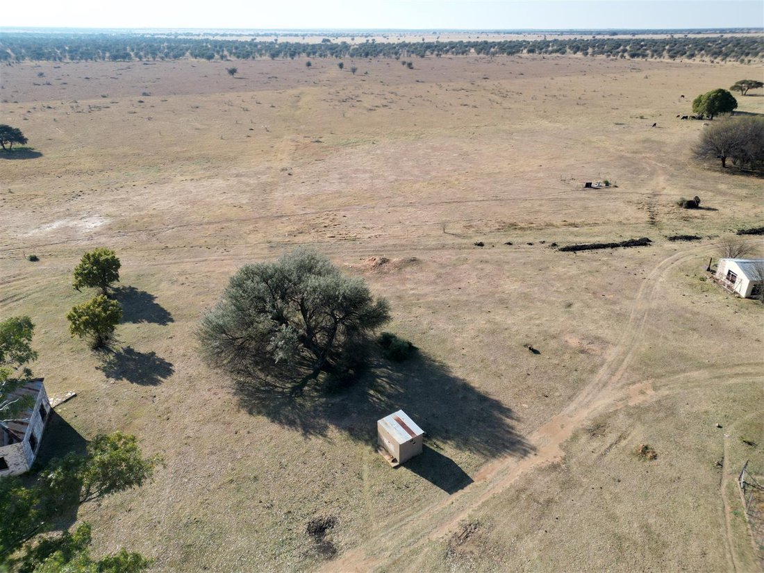 Farm Ranch in Kagisano-Molopo Local Municipality, North West, South Africa 3 - 16189611