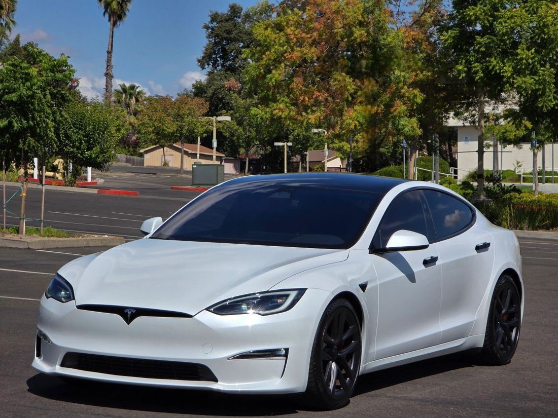 Sedan in Roseville, CA, United States 4 - 16189659