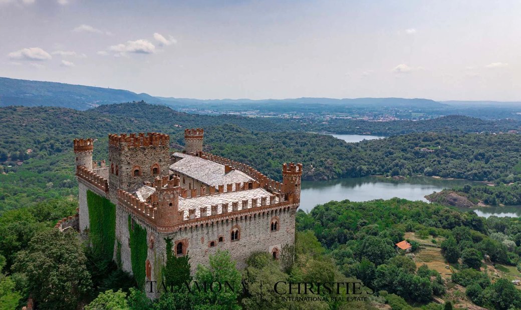Montalto Dora Castle