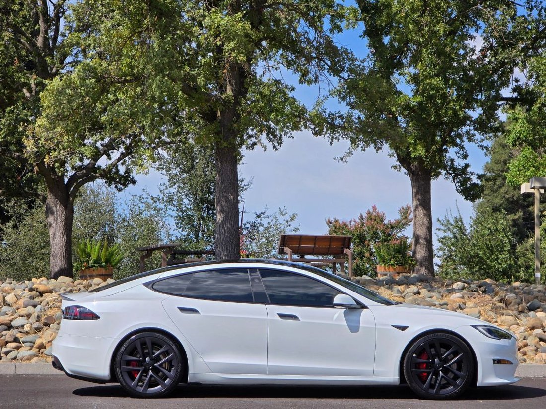 Sedan in Roseville, CA, United States 5 - 16189659