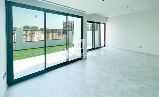 Townhouse in Wadi Al Safa 5, Wadi Al Safa, Dubai 1