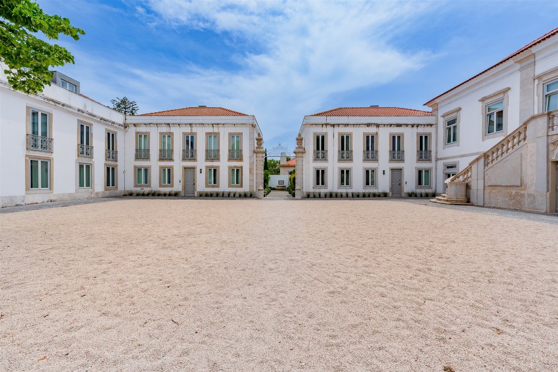Apartment in Arroios, Lisbon, Portugal 2 - 16188235