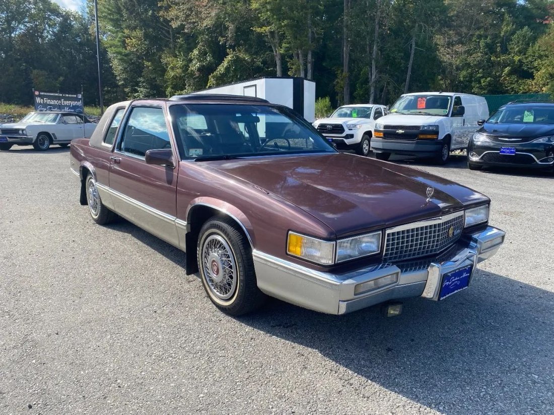 Coupe in Charlton, MA, United States 2 - 16189624