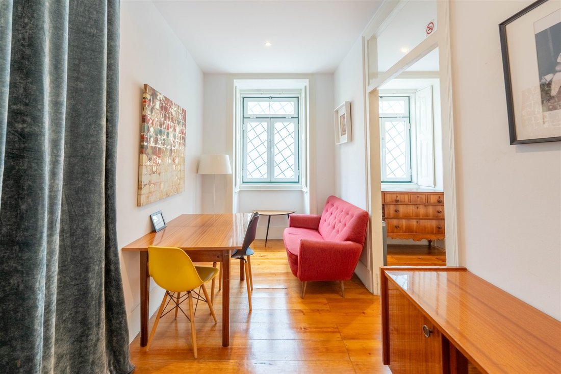 Apartment in Misericordia, Lisbon, Portugal 1 - 16189057