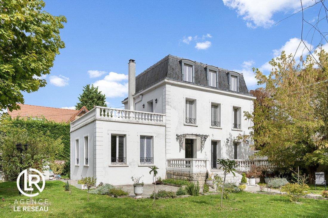 House in Adamville, Saint-Maur-des-Fossés, France 1 - 16188645
