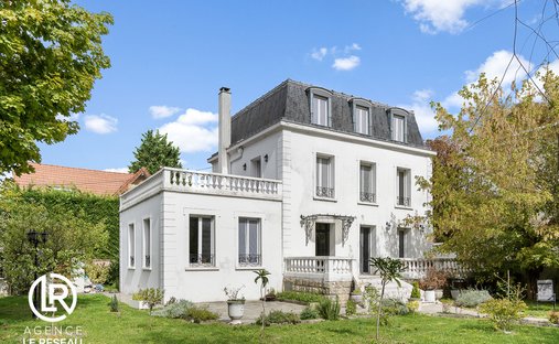House in Adamville, Saint-Maur-des-Fossés, France 1
