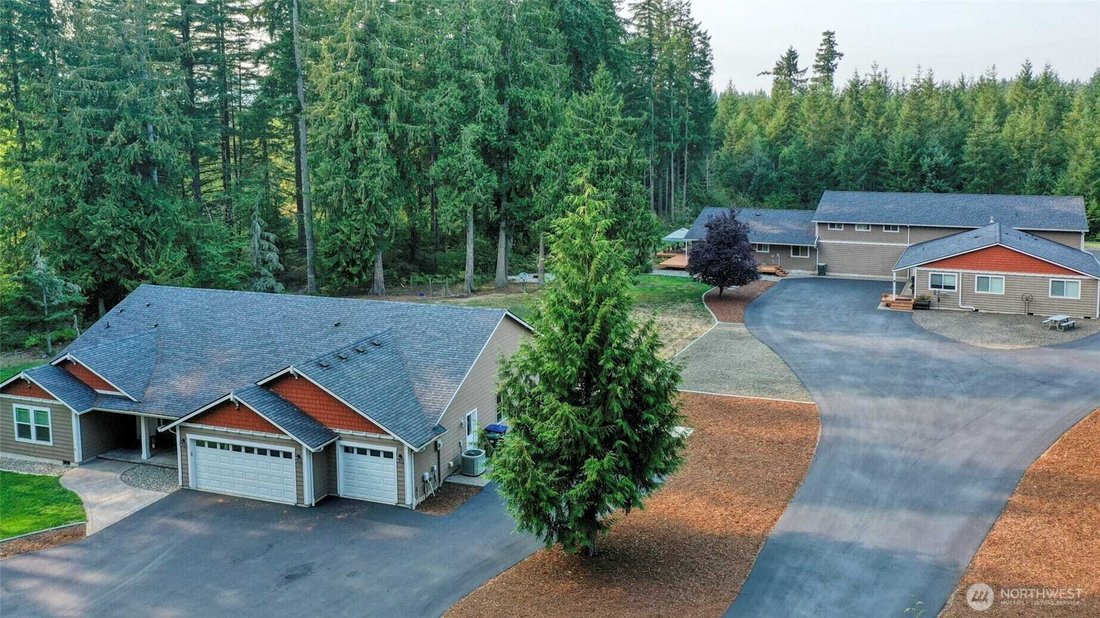 House in Rochester, Washington, United States 1 - 16188473