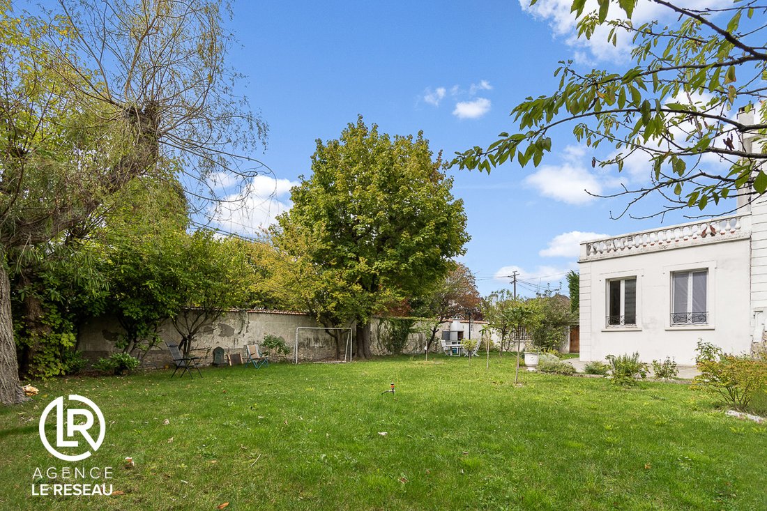 House in Adamville, Saint-Maur-des-Fossés, France 2 - 16188645