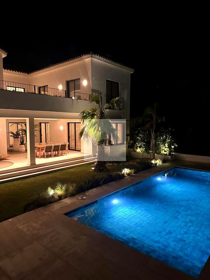 Villa in Estepona, Andalusia, Spain 3 - 16188578