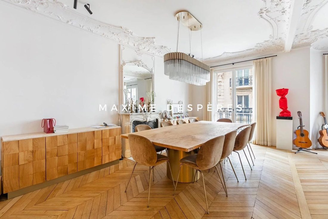 Apartment in Porte Dauphine, Paris 16e Arrondissement, Paris 4 - 16188948