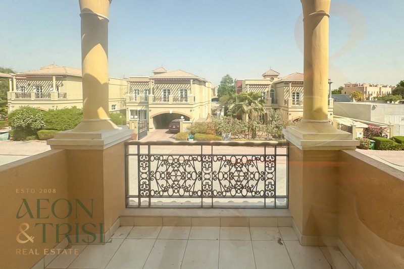 Villa in Tilal Al Ghaf, Dubai, United Arab Emirates 2 - 16188810