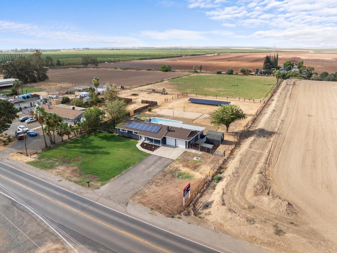 House in Merced, California, United States 1 - 16188533