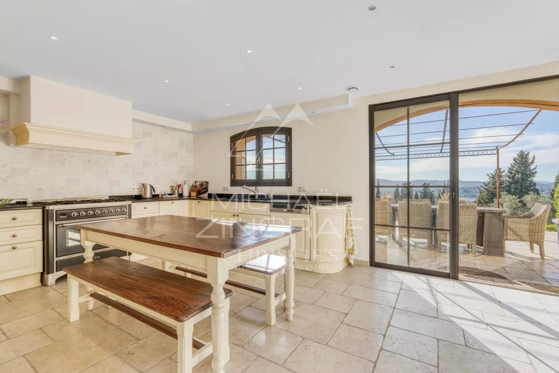 Villa in Grasse, Provence-Alpes-Côte d'Azur, France 5 - 15444697
