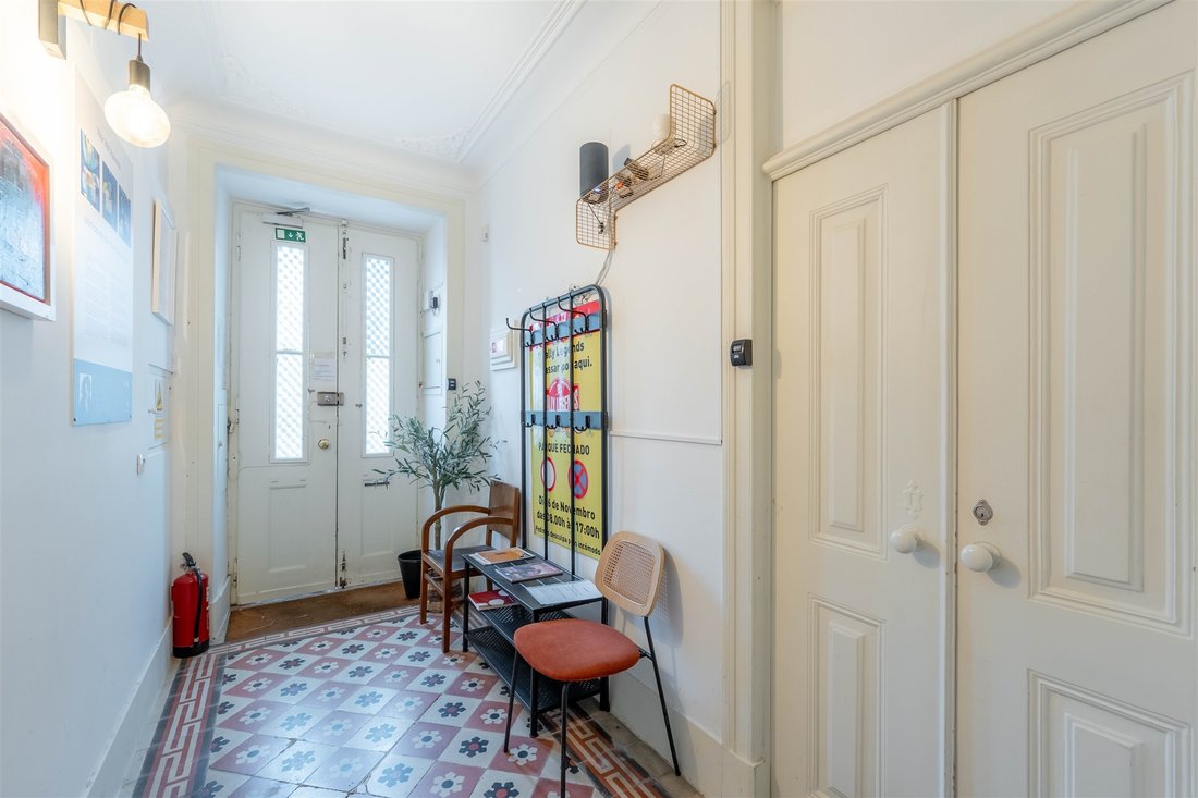 Apartment in Misericordia, Lisbon, Portugal 5 - 16189057