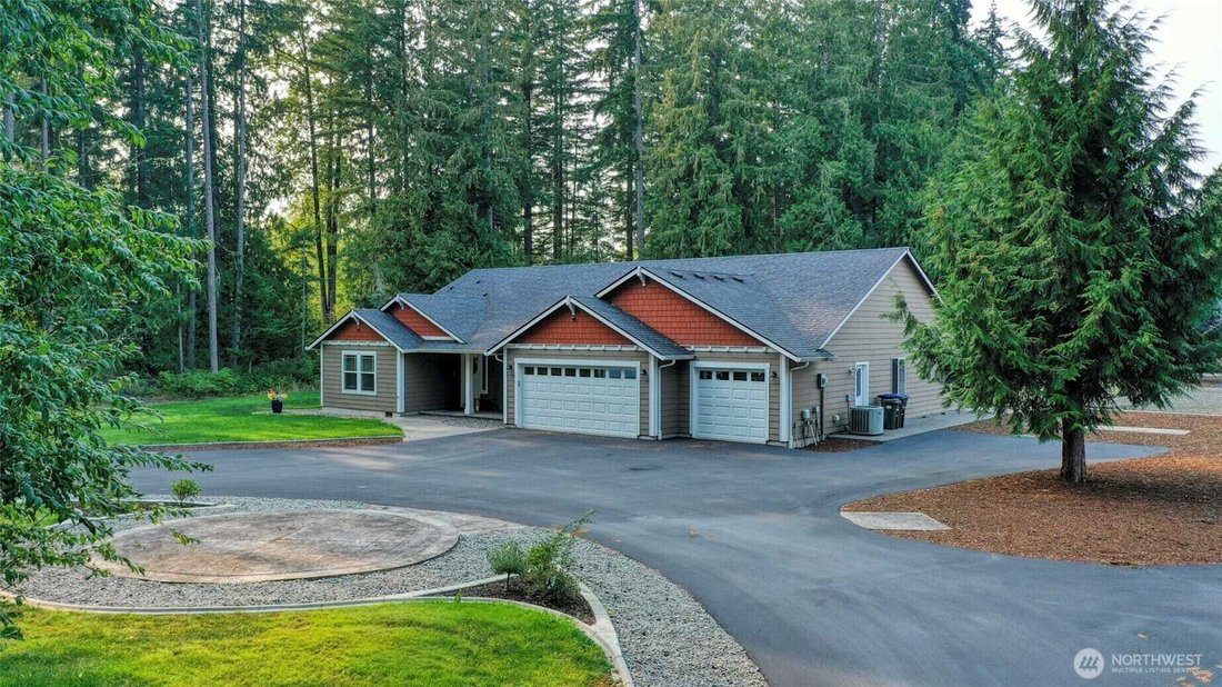 House in Rochester, Washington, United States 3 - 16188473