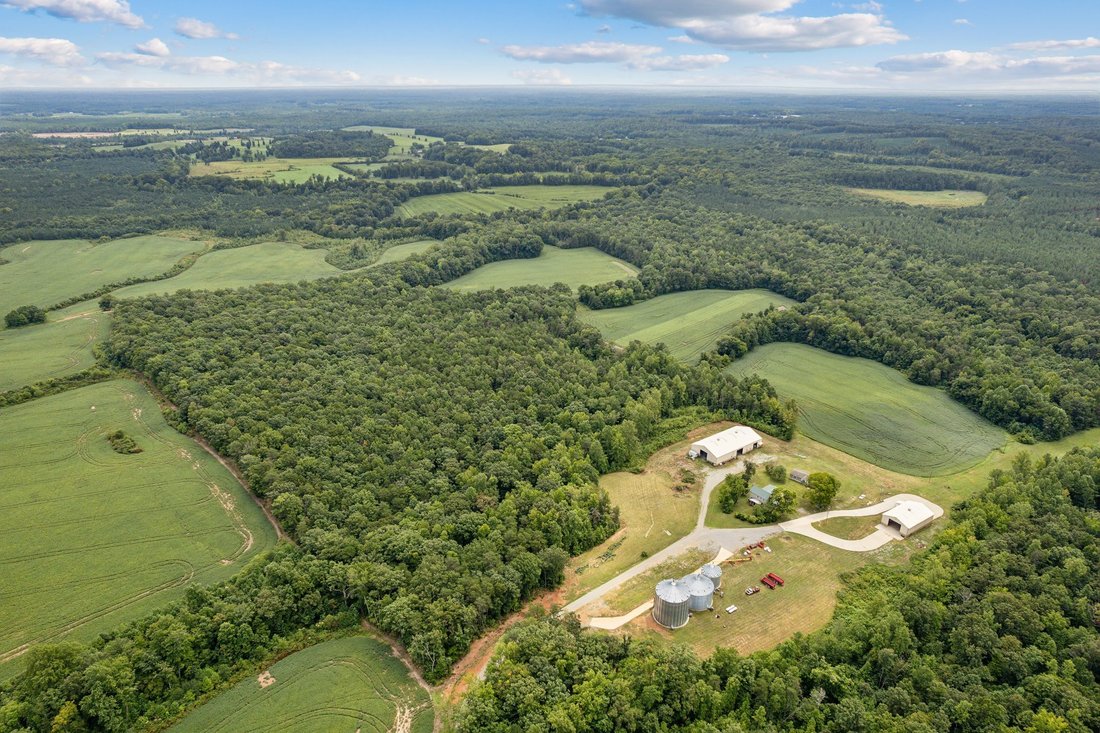 Land in Louisa, Virginia, United States 1 - 16189600