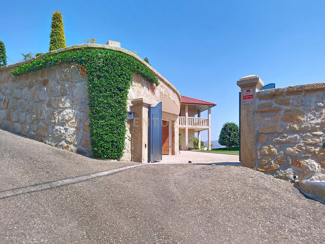 Villa in Aboim das Chocas, Viana do Castelo District, Portugal 2 - 16193538
