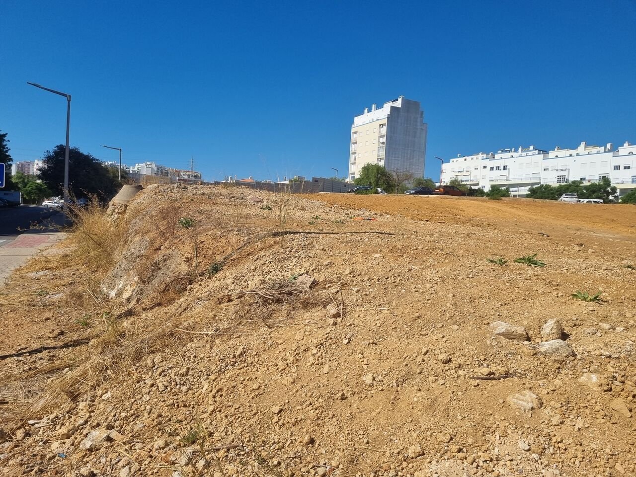Land for sale in Portimão, Portugal — €1,600,000