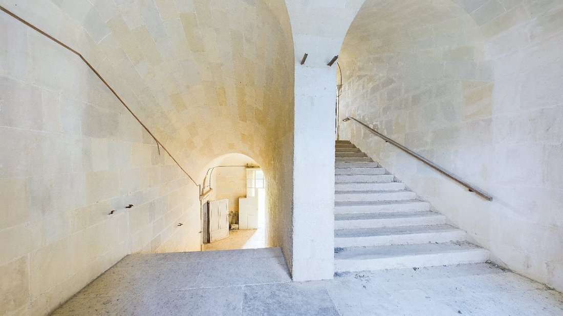 A 1206 Château’s Timeless Elegance—Where Roman Whispers Meet Baroque Grandeur