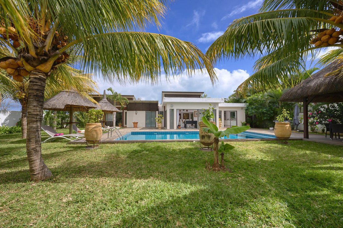 House in Grand Baie, Rivière du Rempart District, Mauritius 1 - 16192943