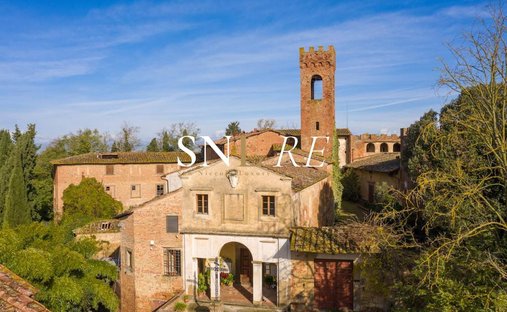 Castle for Sale in Molino d'Egola, Tuscany, Italy