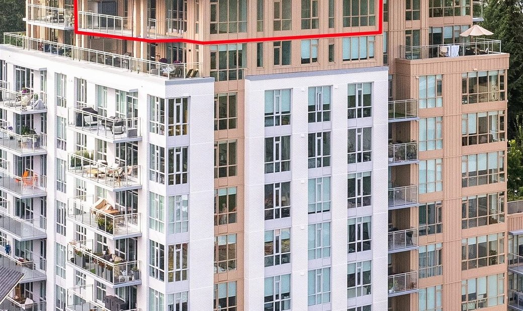 Bright Parkside Penthouse With 3 In North Vancouver, British Columbia ... - Penthouse Rentals With Parkside Units Available