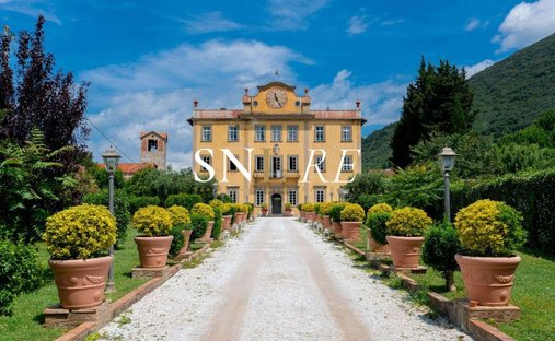 Villa in San Giuliano Terme, Tuscany, Italy 1