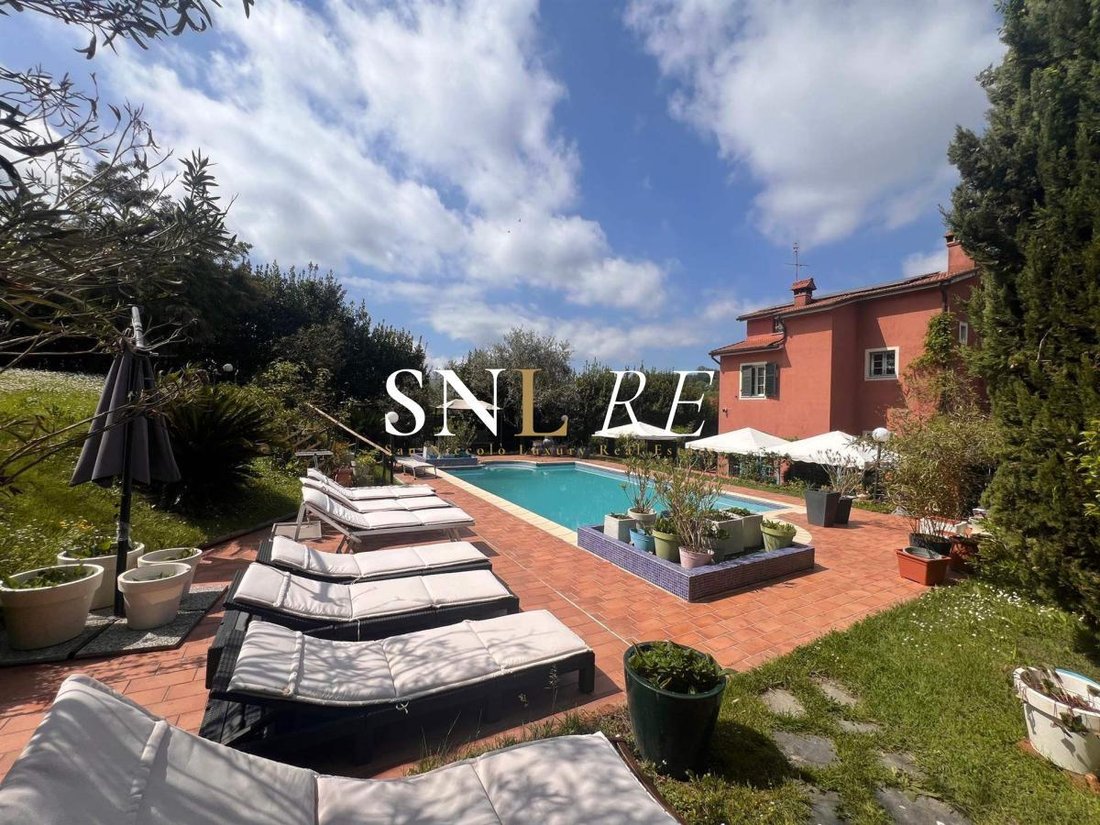 Villa in Center, Sarzana, Liguria 3 - 16192826