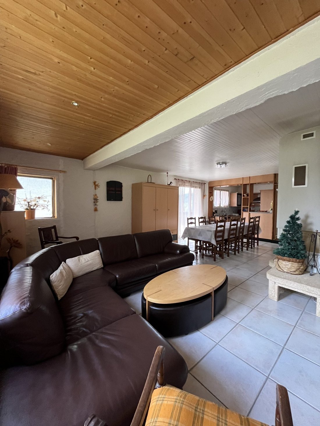 Chalet in Besse-et-Saint-Anastaise, Auvergne-Rhône-Alpes, France 2 - 16194417