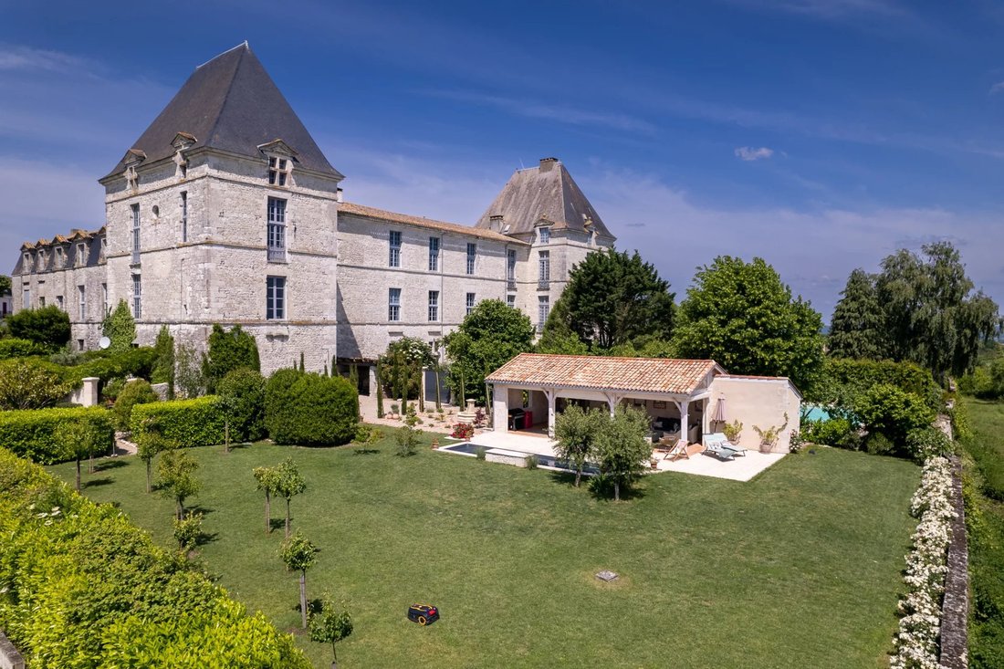 House in Saussignac, Nouvelle-Aquitaine, France 1 - 15872041