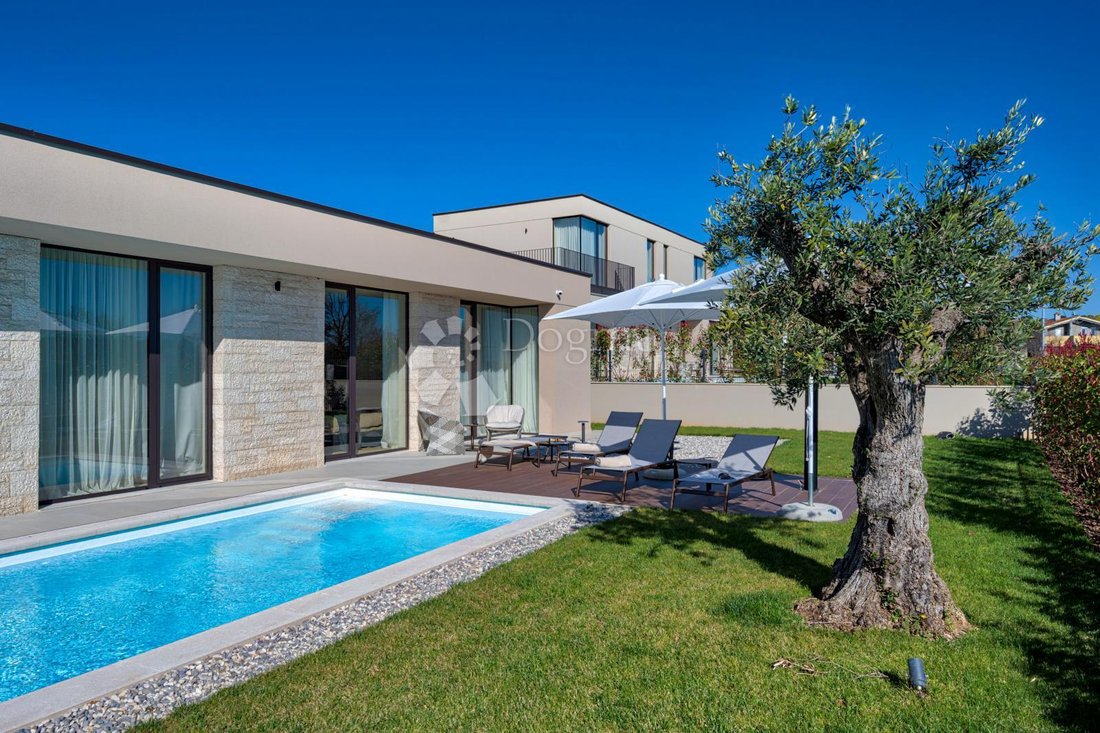 House in Porec, Istria County, Croatia 1 - 16197858
