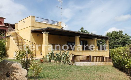 Villa en Olbia, Cerdeña, Italia 1