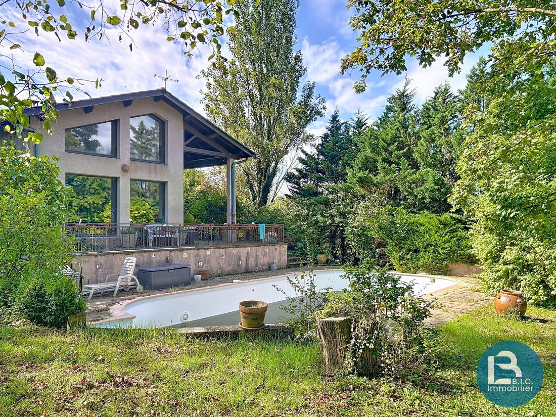 House in Sainte-Foy-lès-Lyon, Auvergne-Rhône-Alpes, France 1 - 16194326