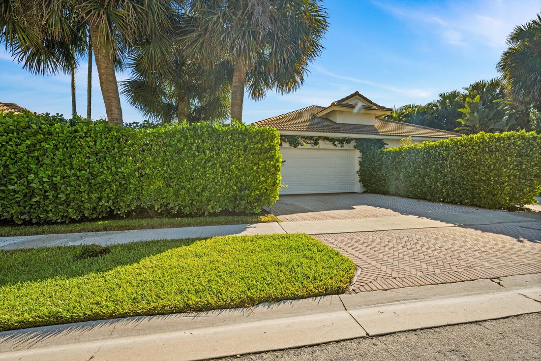 House in Wellington, Florida, United States 3 - 16199680
