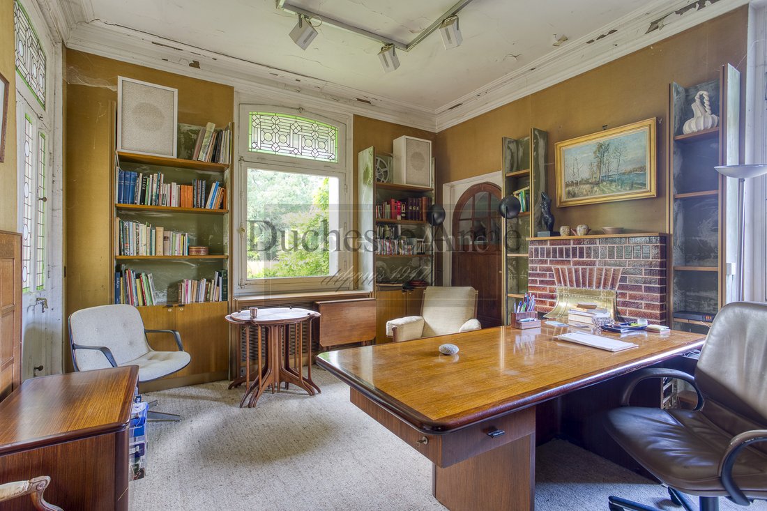 The Whispering Millstone: A Timeless Haven Near Montfort-l’Amaury - 5