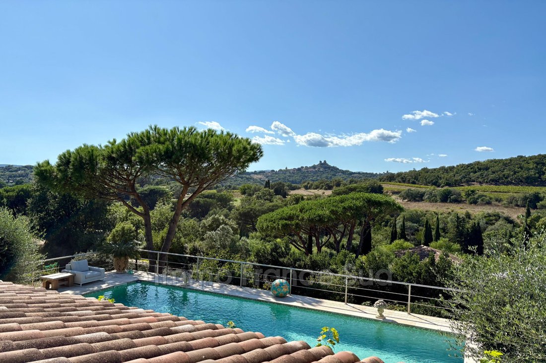 Villa in Grimaud, Provence-Alpes-Côte d'Azur, Frankreich 1 - 16195985