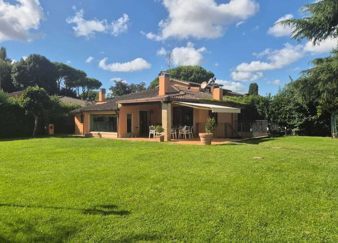 Villa in Giustiniana - La Storta - Olgiata, Rome, Lazio 5 - 16190596