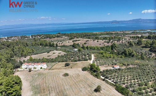 Land in Pallini Municipal Unit, Macedonia and Thrace, Greece 1