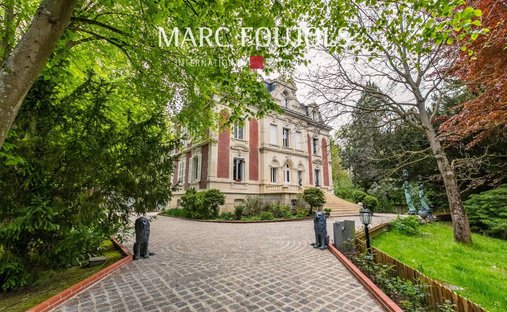 House in Chantilly, Hauts-de-France, France 1