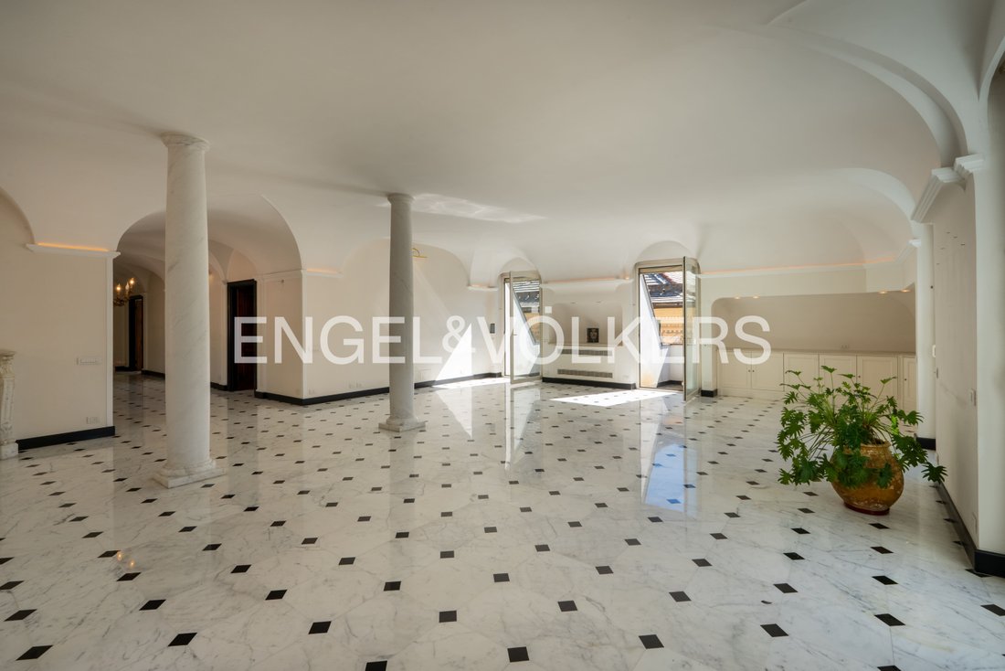 Penthouse in Genoa, Liguria, Italy 4 - 16193762