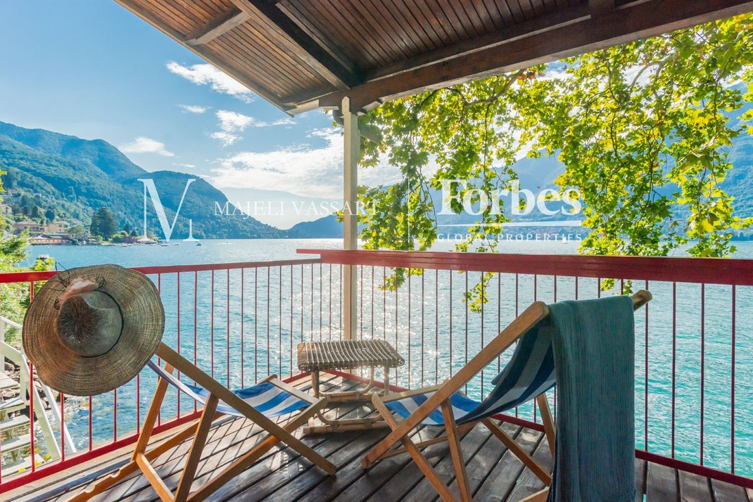 Villa in Faggeto Lario, Lombardy, Italy 1 - 16190245