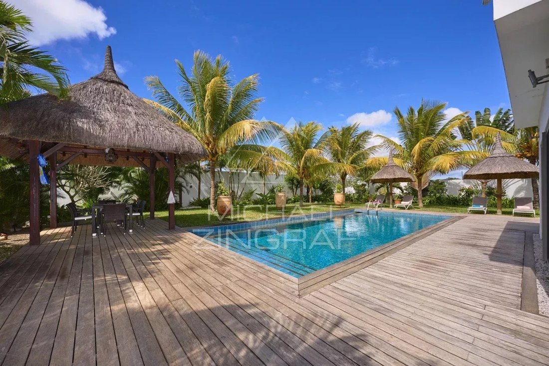 Villa in Grand Baie, Rivière du Rempart District, Mauritius 3 - 16200619