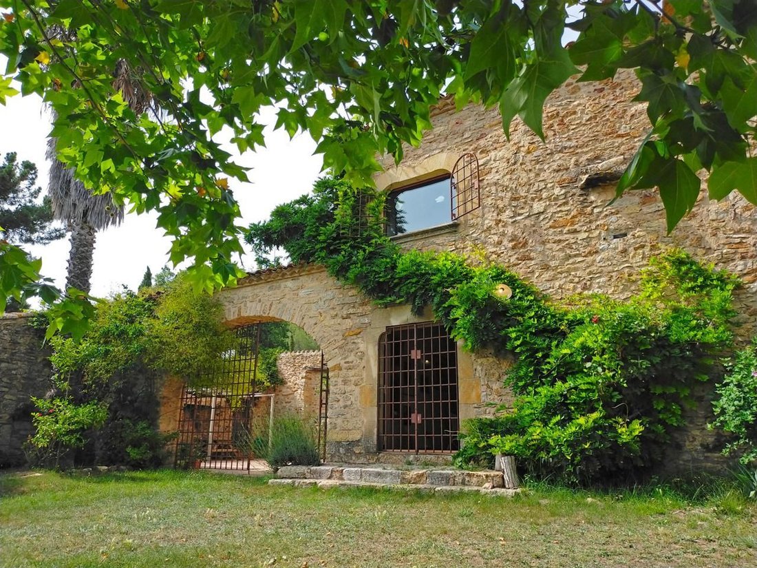 Villa in Quart, Catalonia, Spain 2 - 16200740