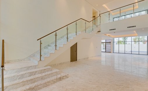 Villa in Dubai, Dubai, United Arab Emirates 1