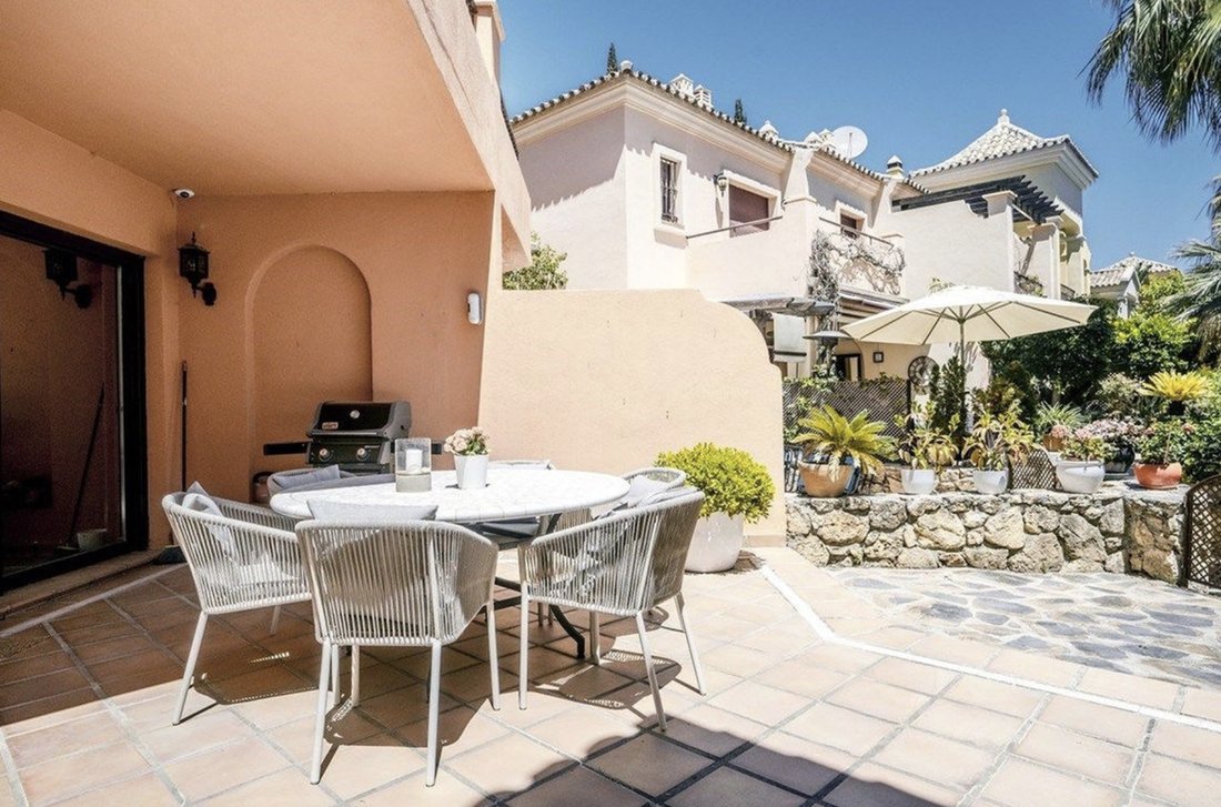 House in Golden Mile, Andalusia, Spain 1 - 16201058