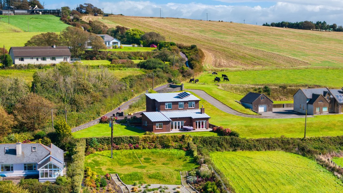 House in Rosscarbery, County Cork, Ireland 3 - 16201643