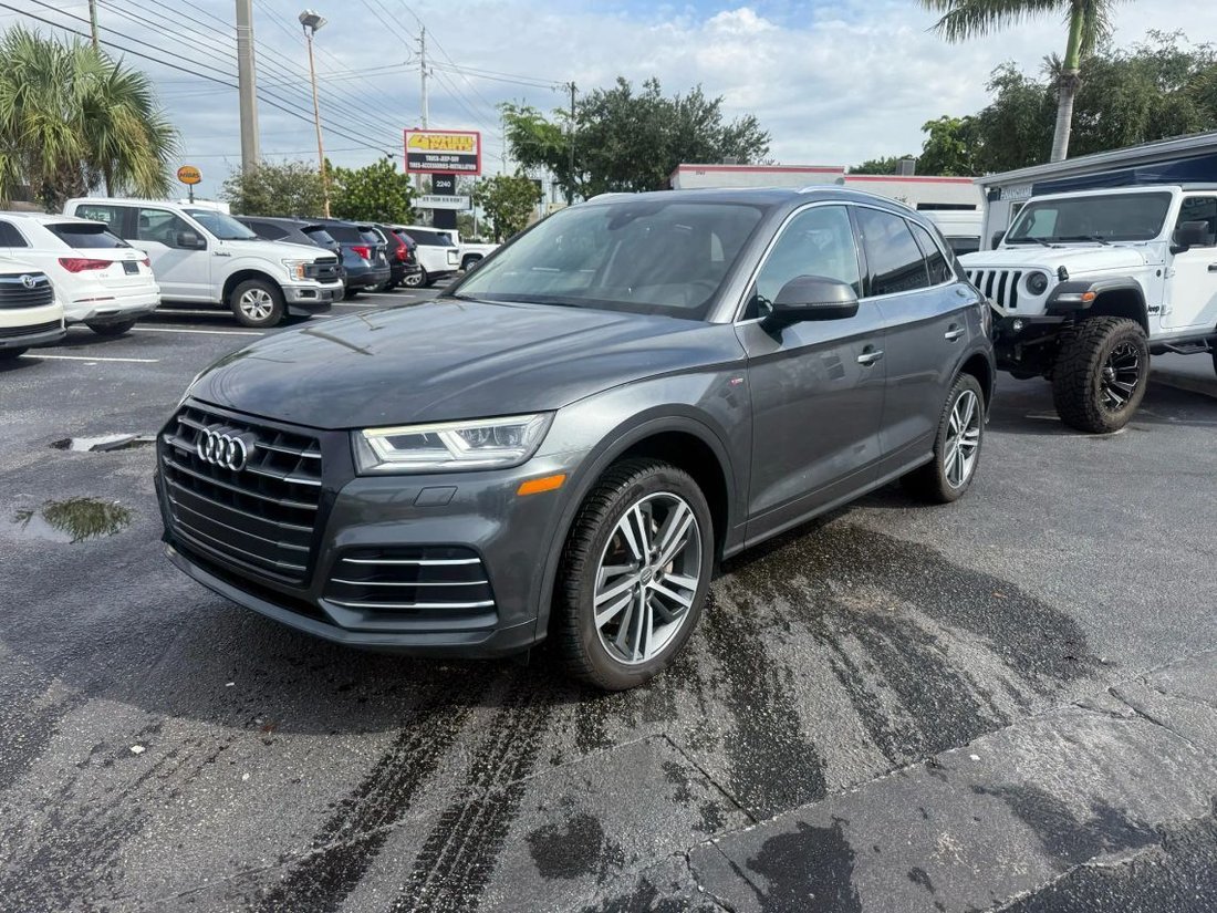 Suv in West Palm Beach, FL, United States 4 - 16201727