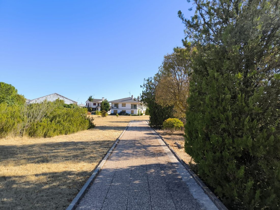 Chalet in Cabrerizos, Castile and Leon, Spain 5 - 16202031
