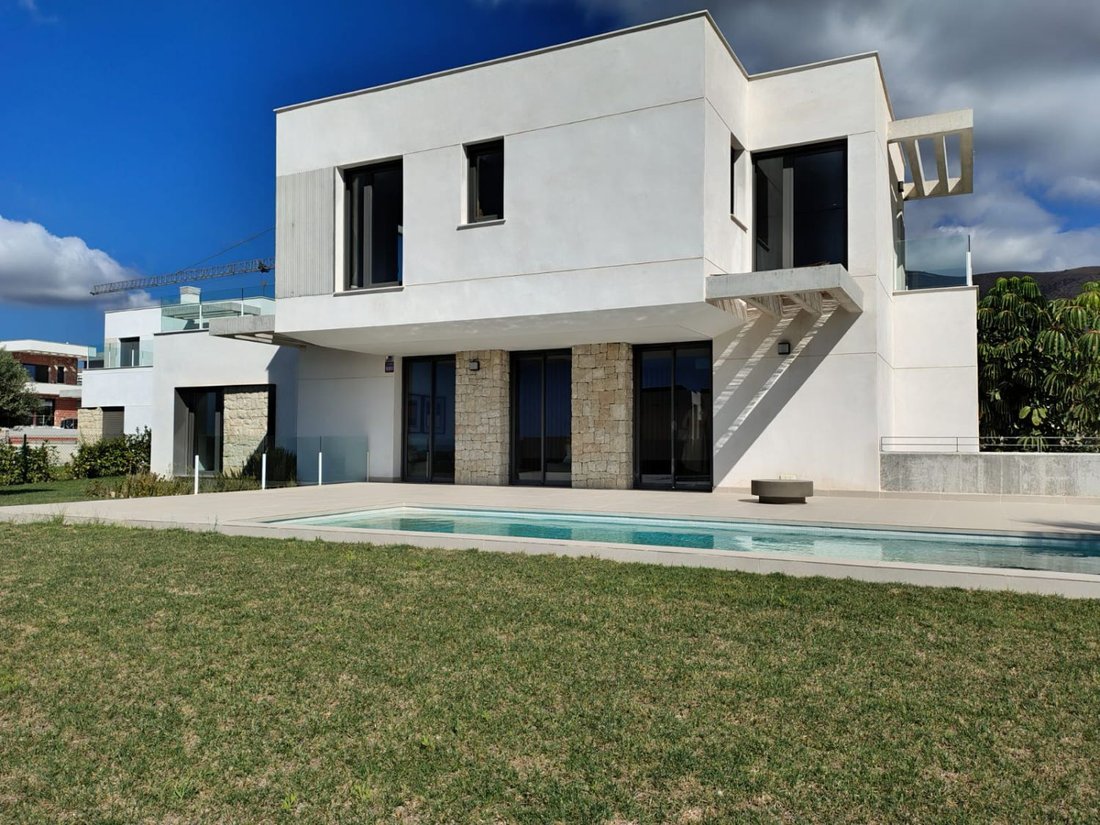 Chalet in Finestrat, Valencian Community, Spain 4 - 15246342