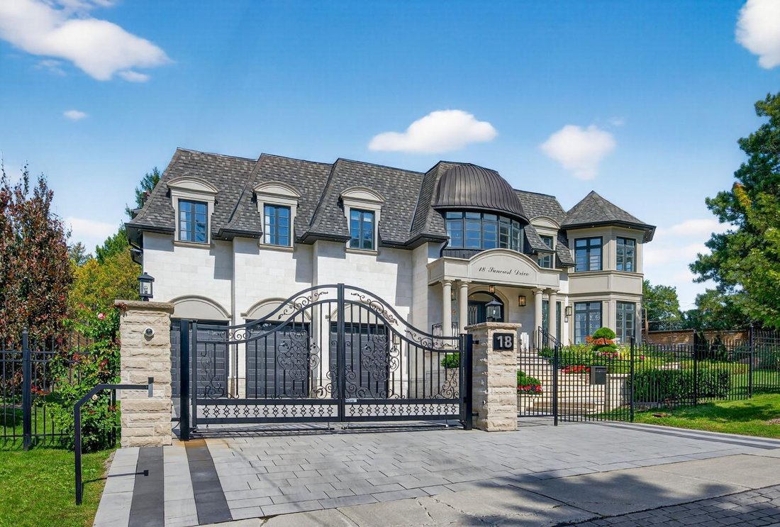 House in Toronto, Ontario, Canada 1 - 16200983